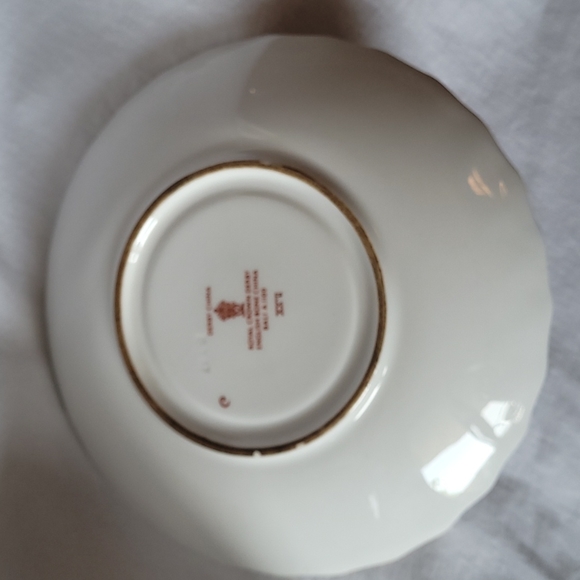 Royal Crown Derby Bali Pattern Tea Cup & Saucer - Picture 5 of 5